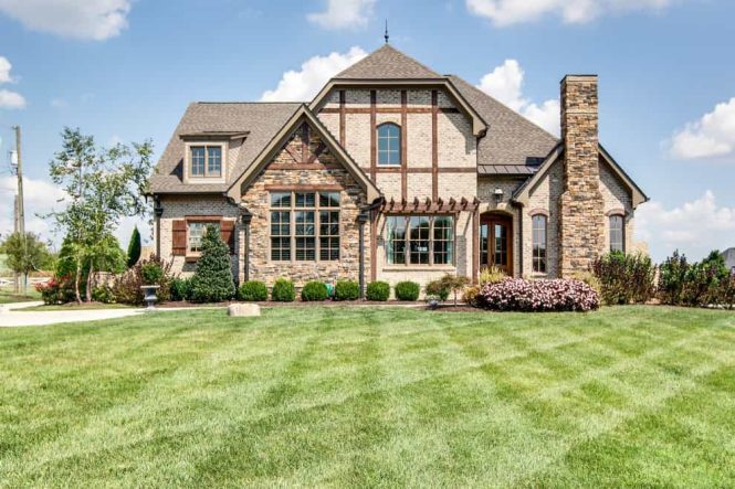 Featured image for Traditional Exterior Design: Classic and Timeless