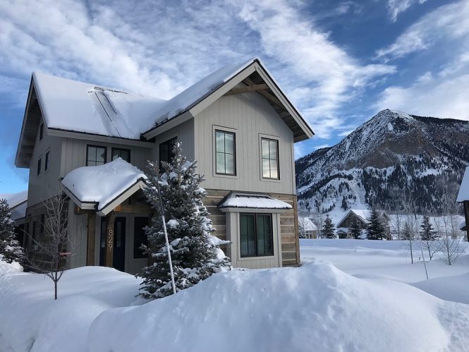 Featured image for Bold vs. Neutral Exterior Color Schemes