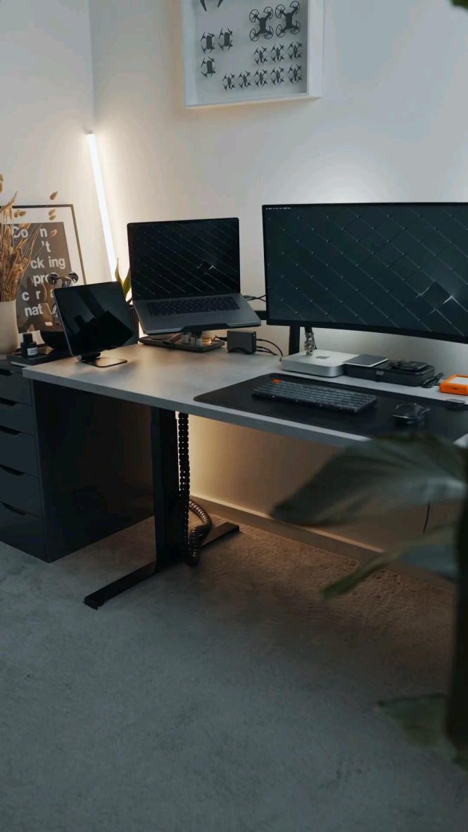 Featured image for Modern Home Office Setup