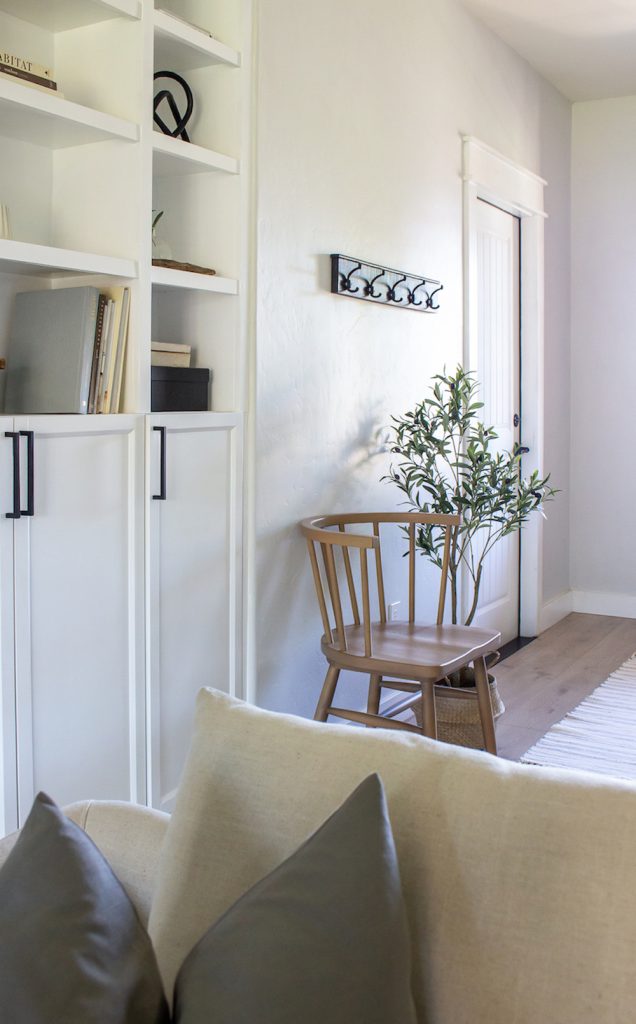 Content image for Modern Entryway Design